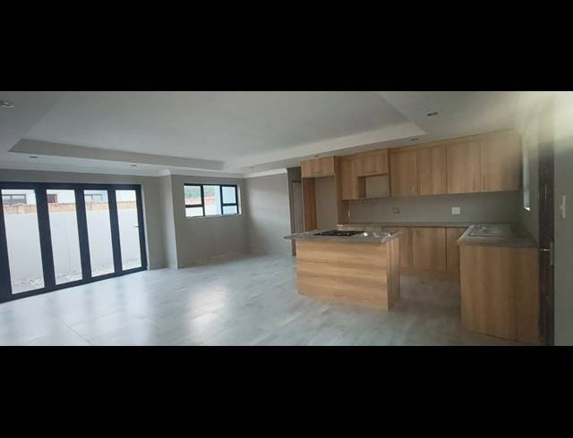 3 BEDROOM HOUSE FOR SALE IN MUNSIEVILLE SOUTH